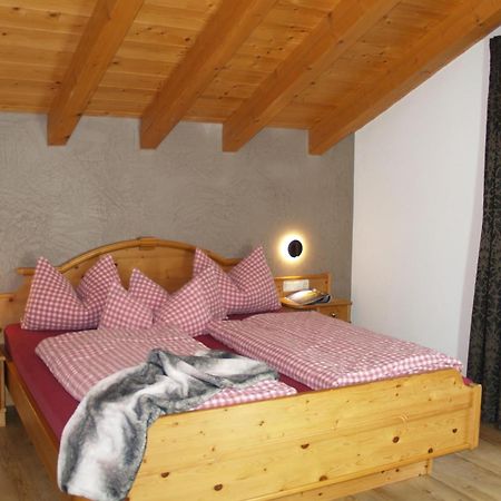 Krün Gaestehaus Alpenparadies מראה חיצוני תמונה