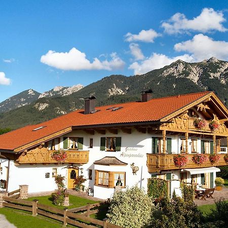 Krün Gaestehaus Alpenparadies מראה חיצוני תמונה
