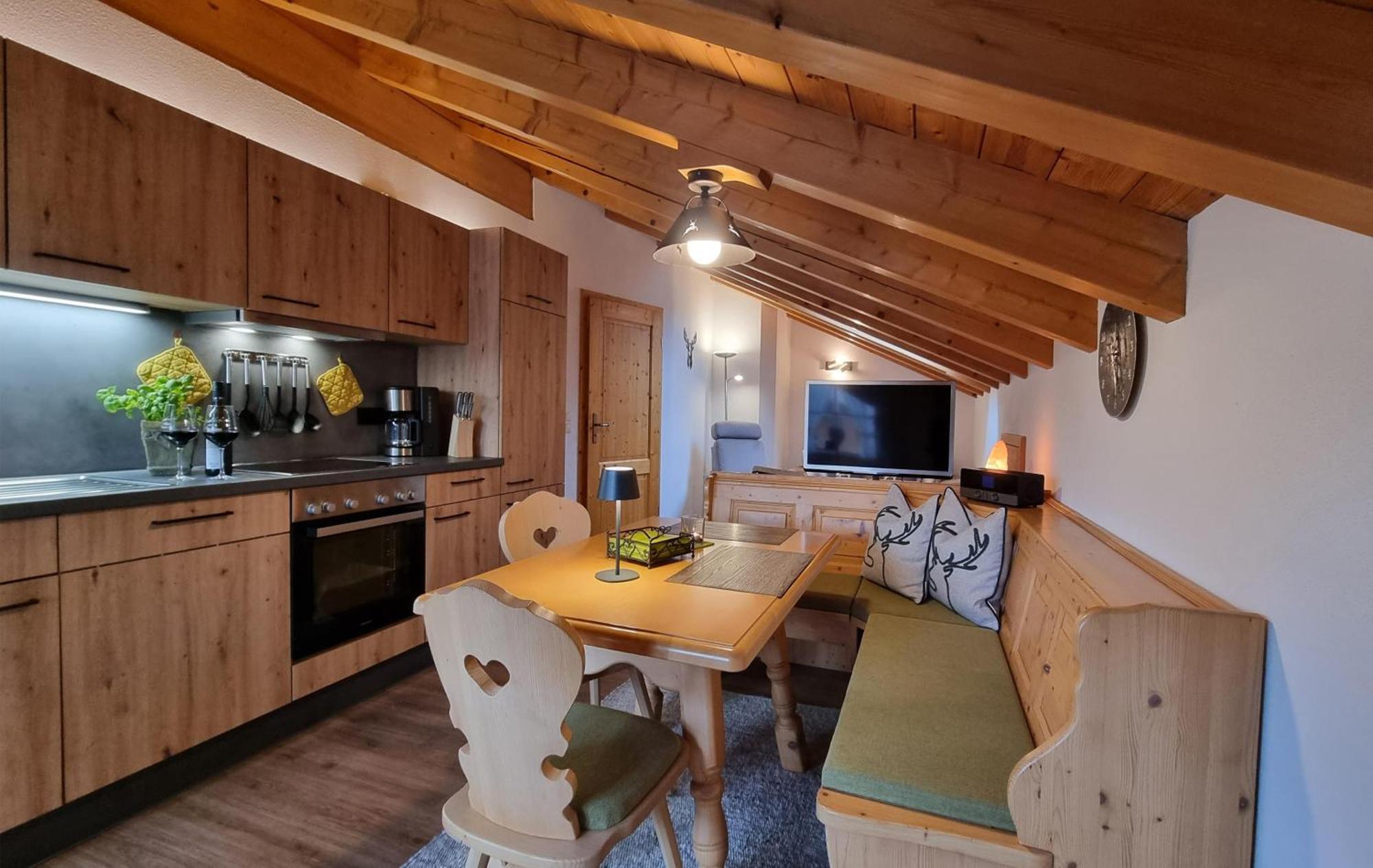Krün Gaestehaus Alpenparadies מראה חיצוני תמונה