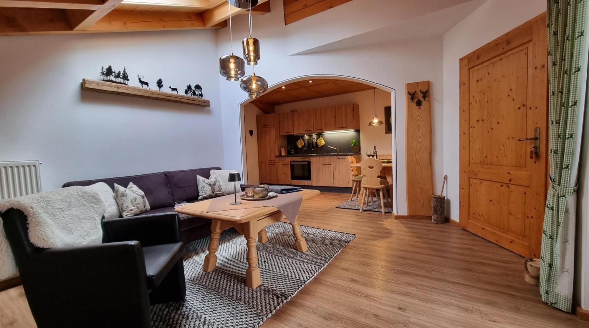 Krün Gaestehaus Alpenparadies מראה חיצוני תמונה